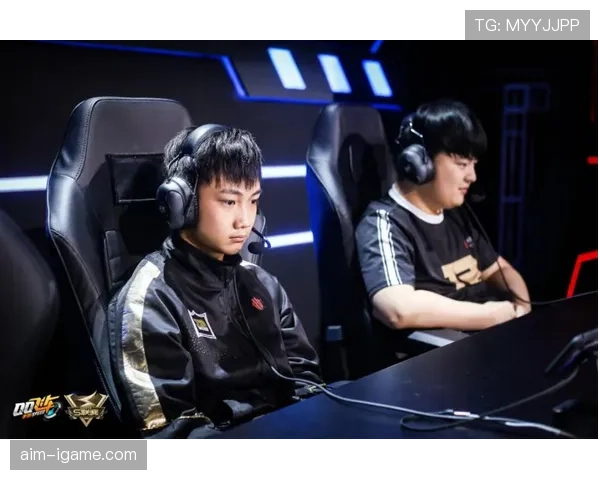 阿切尔比攻防兼备闪耀赛场，树立现代中卫新标杆