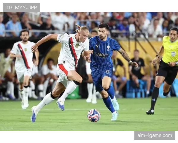 曼城巧用福登跑位回暖，激活进攻效率